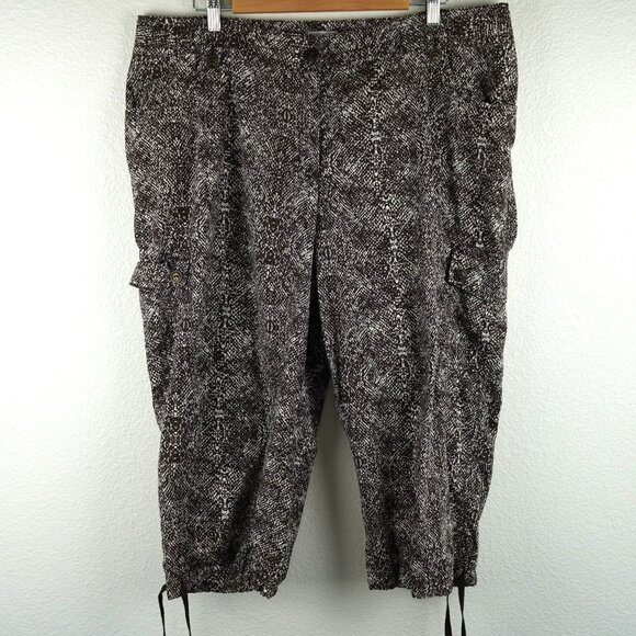 Chico’s Brown White Abstract Print Cropped Cargo Pants Size 3 L‎ XL - Picture 1 of 10
